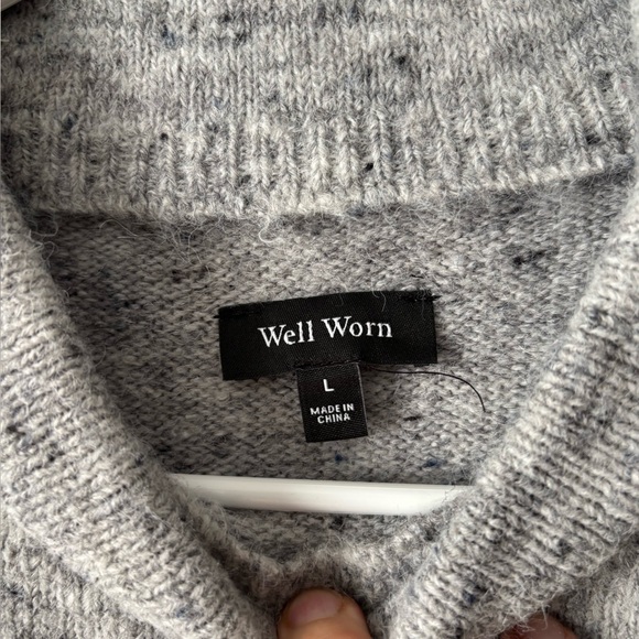 Well Worn | Heather Gray Women's Turtleneck Sweater | Size Large - Picture 3 of 7